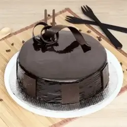 Delightful Chocolate Cake Half Kgs
