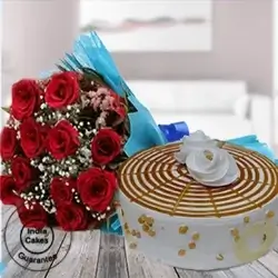 Desirable Butterscotch Half Kg Cake with 12 Red Roses