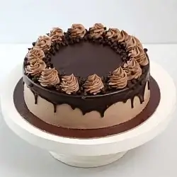 Creamy Drop Chocolate Cake Half Kgs