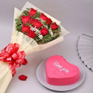 10 Red Roses with Hearty Vanilla Cake