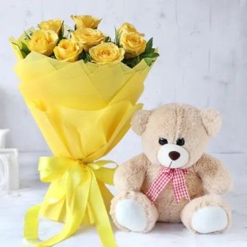 8 Yellow Rose Bouquet with a Teddy