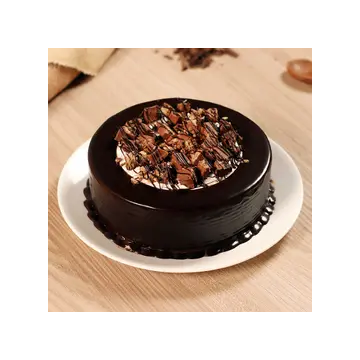 Amusing Kitkat Cake