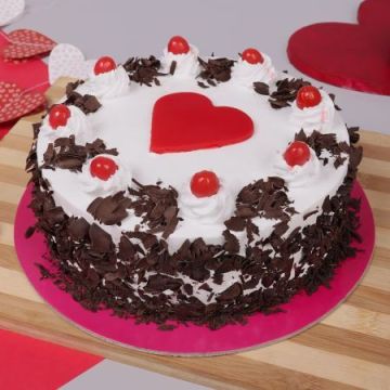 Black Forest Red Heart Cake Half Kg