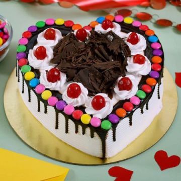 Choco Gems Heart Shape Fusion Cake Half Kg
