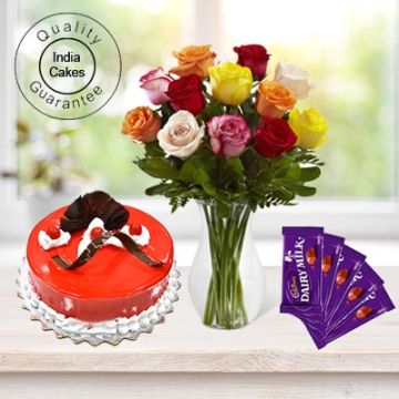 Half Kg Strawberry Cake-6 Mix Roses Bunch-5 Chocolates