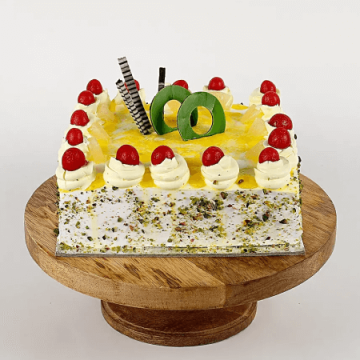Deific Pineapple Cake Half Kg