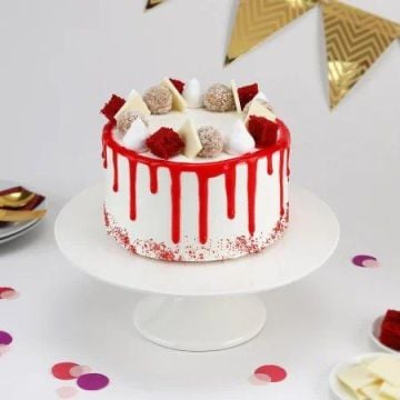 Delectable Red Velvet Cake Half Kg