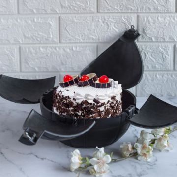 Delicious Blackforest Bomb Cake Half Kg
