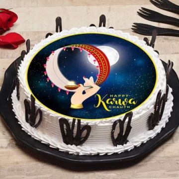 Eggless Delicious Karwa Chauth Cake