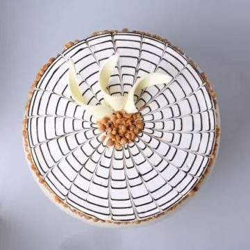 Eggless Symphony Butterscotch Cake Half Kg