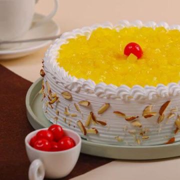 Fondness Pineapple Cream Cake Half Kg