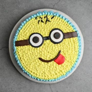 Goofy Minion Theme Cake 1 Kg