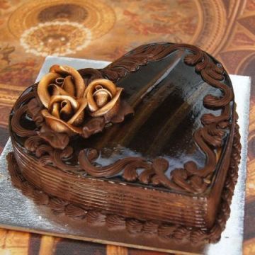 Half Kg Heart Shape Choco Truffle Cake