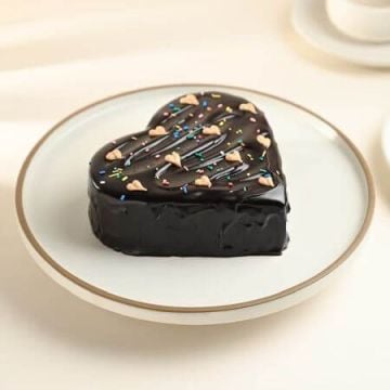 Heartilicious Choco Truffle Cake Half Kg