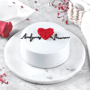 Love Heartbeat Pineapple Bento Cake