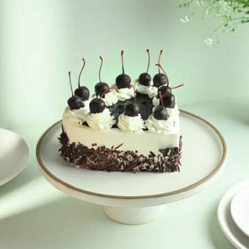 Pleasant Heart Shaped Black Forest Cake Half Kg