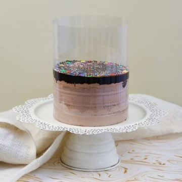 Pull Me Up Chocolate Gems Cake 1 Kg