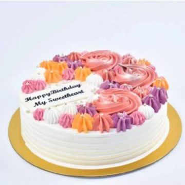 Rainbow Love Vanilla Cake Half Kg
