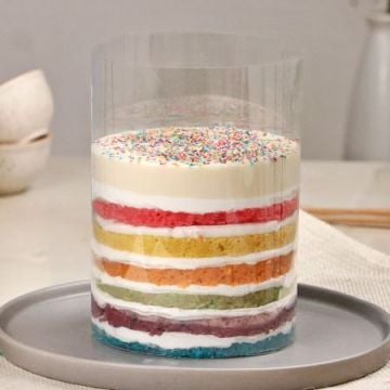 Rainbow Pull Me Up Cake 1 Kg