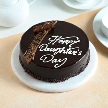 Round Truffle Delicious Cake Half Kg