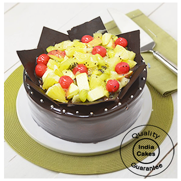 Yummy Chocolate Fresh Fruit Cake Half Kg