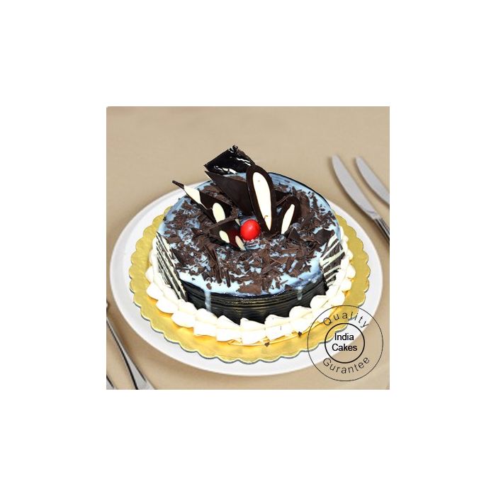 Half Kg Chocolate Forest Cake Half Kg Chocolate Forest Cake