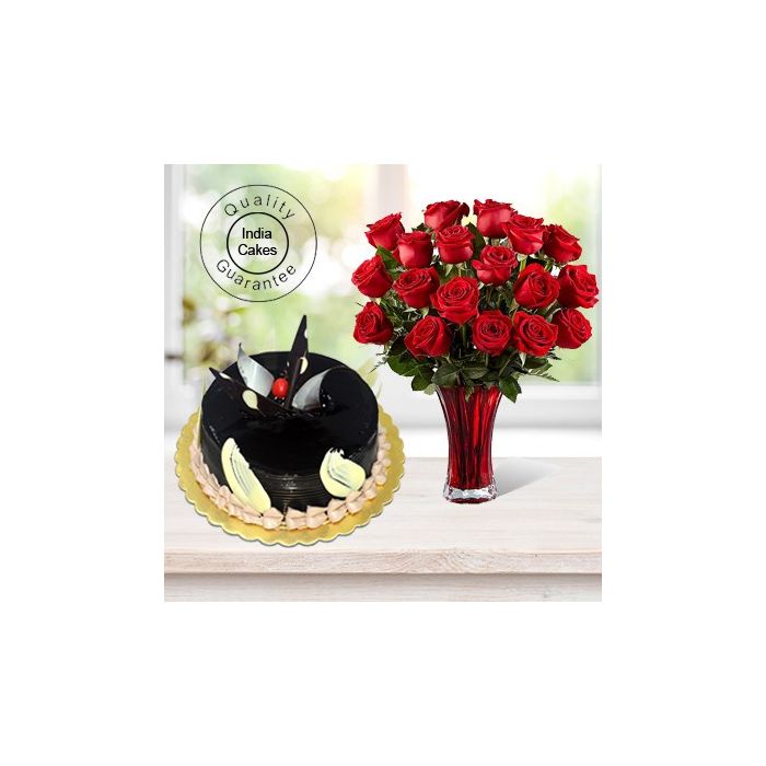 Eggless Chocolate Truffle Cake Half Kg with 6 Red Roses Bunch Eggless Chocolate Truffle Cake Half Kg with 6 Red Roses Bunch