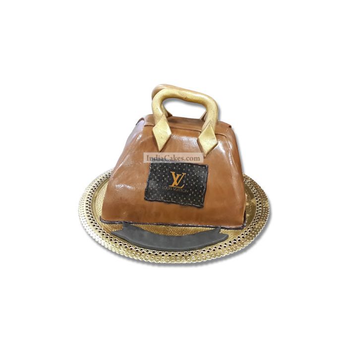 3 Kg Luis Vuiton Accessory Cake 3 Kg Luis Vuiton Accessory Cake