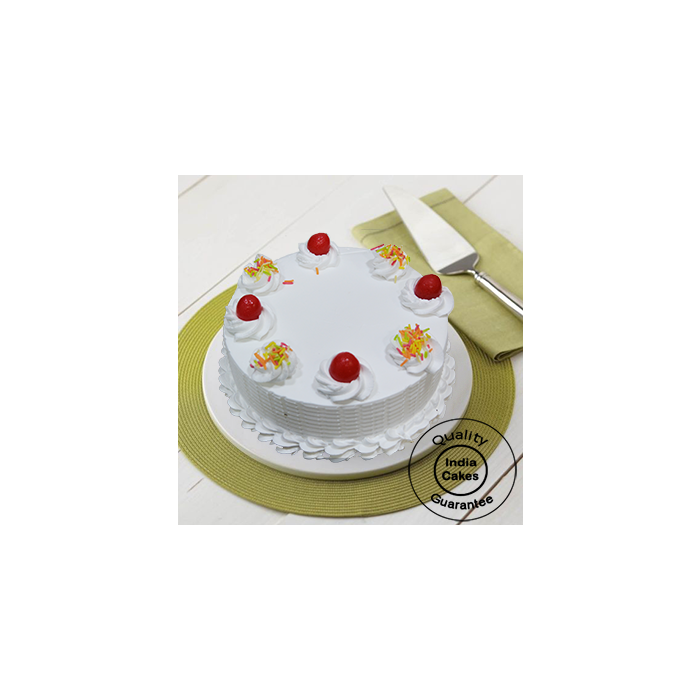 Fresh Rich Vanilla Cake Half Kg