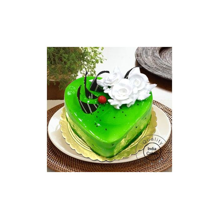 1 Kg Kiwi Cake Heart Shape 1 Kg Kiwi Cake Heart Shape