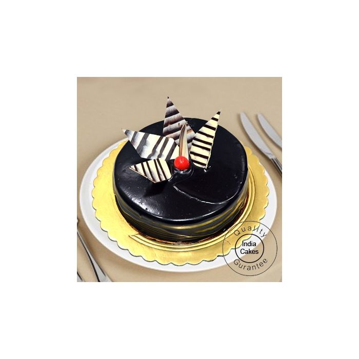 Half Kg Zebra Chocolate Truffle Cake Half Kg Zebra Chocolate Truffle Cake