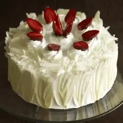 Rich White Forest Cake Half Kgs