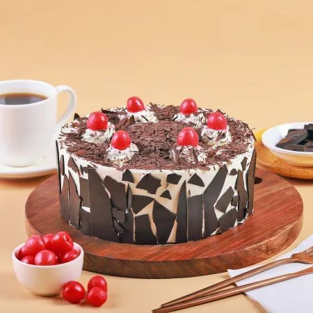 Mouth Watering Black Forest Cake Half Kg